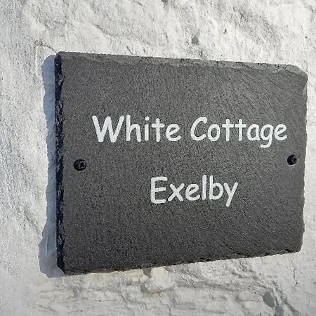 White Exelby Leeming Bar
